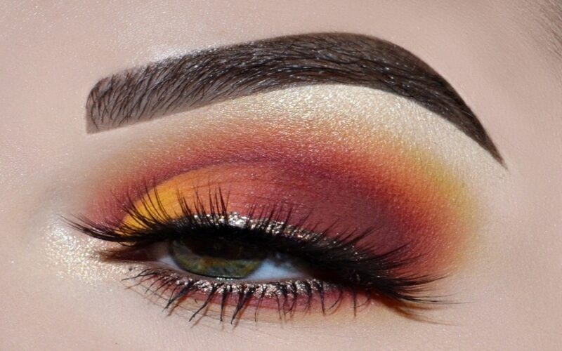 cut crease eye makeup